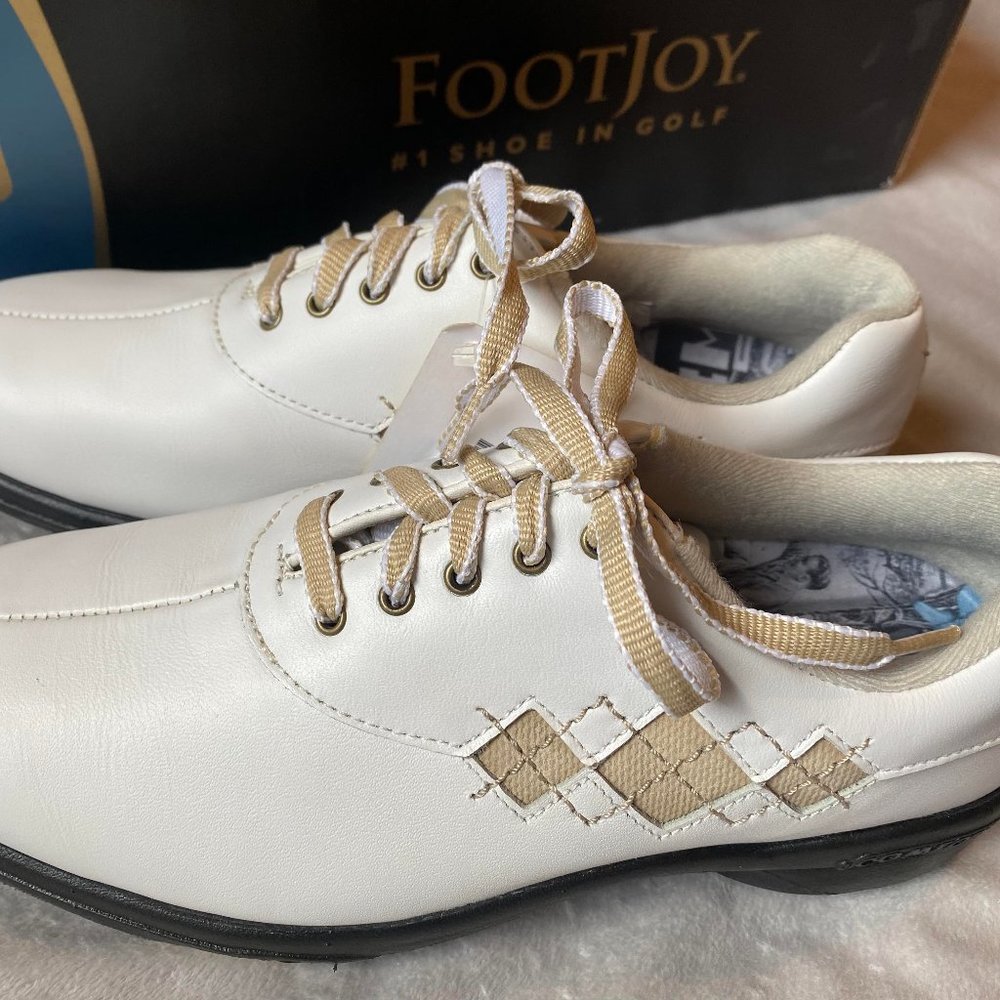 FootJoy Size 7 White Saddle Women's Golf Soft Spike Shoes #98530 - NWT